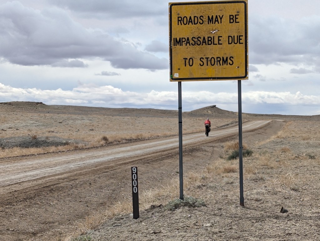 Descending Maze-low’s Pyramid: Bikepacking in Canyonlands National&nbsp;Park